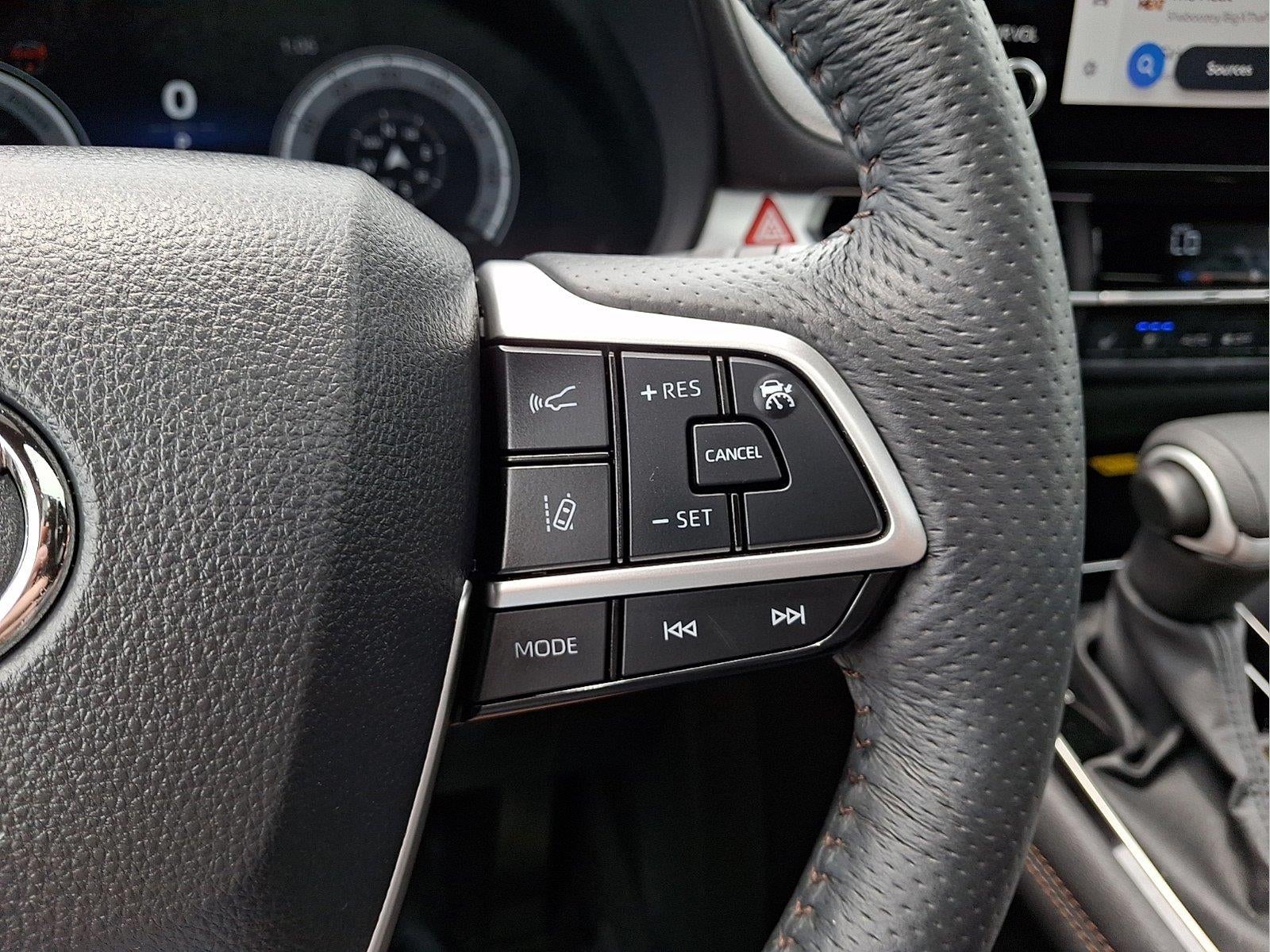 2025 Toyota Sienna Platinum 7-Passenger