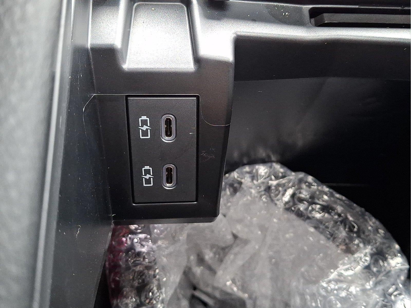 2025 Toyota Sienna Platinum 7-Passenger