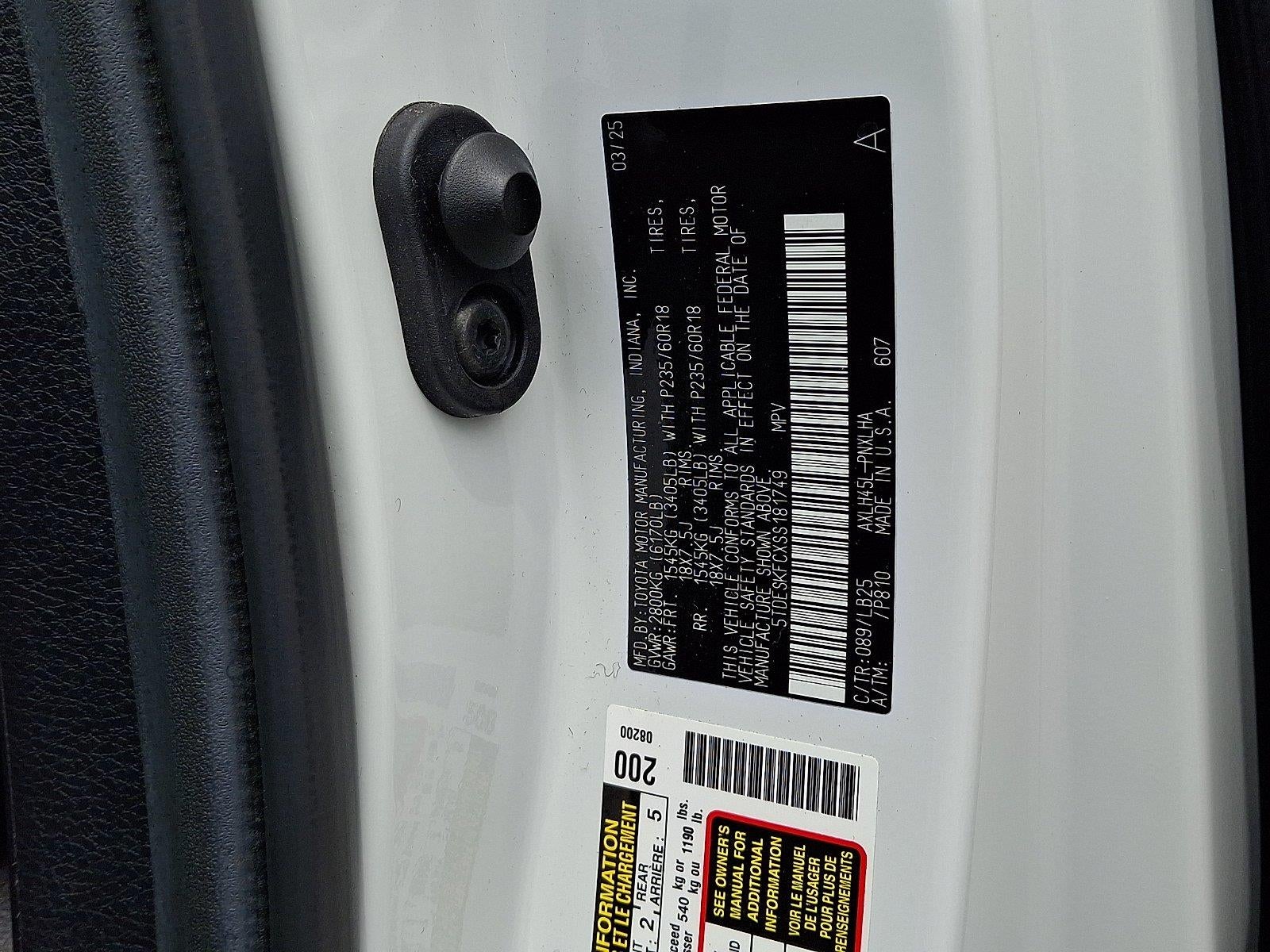 2025 Toyota Sienna Platinum 7-Passenger