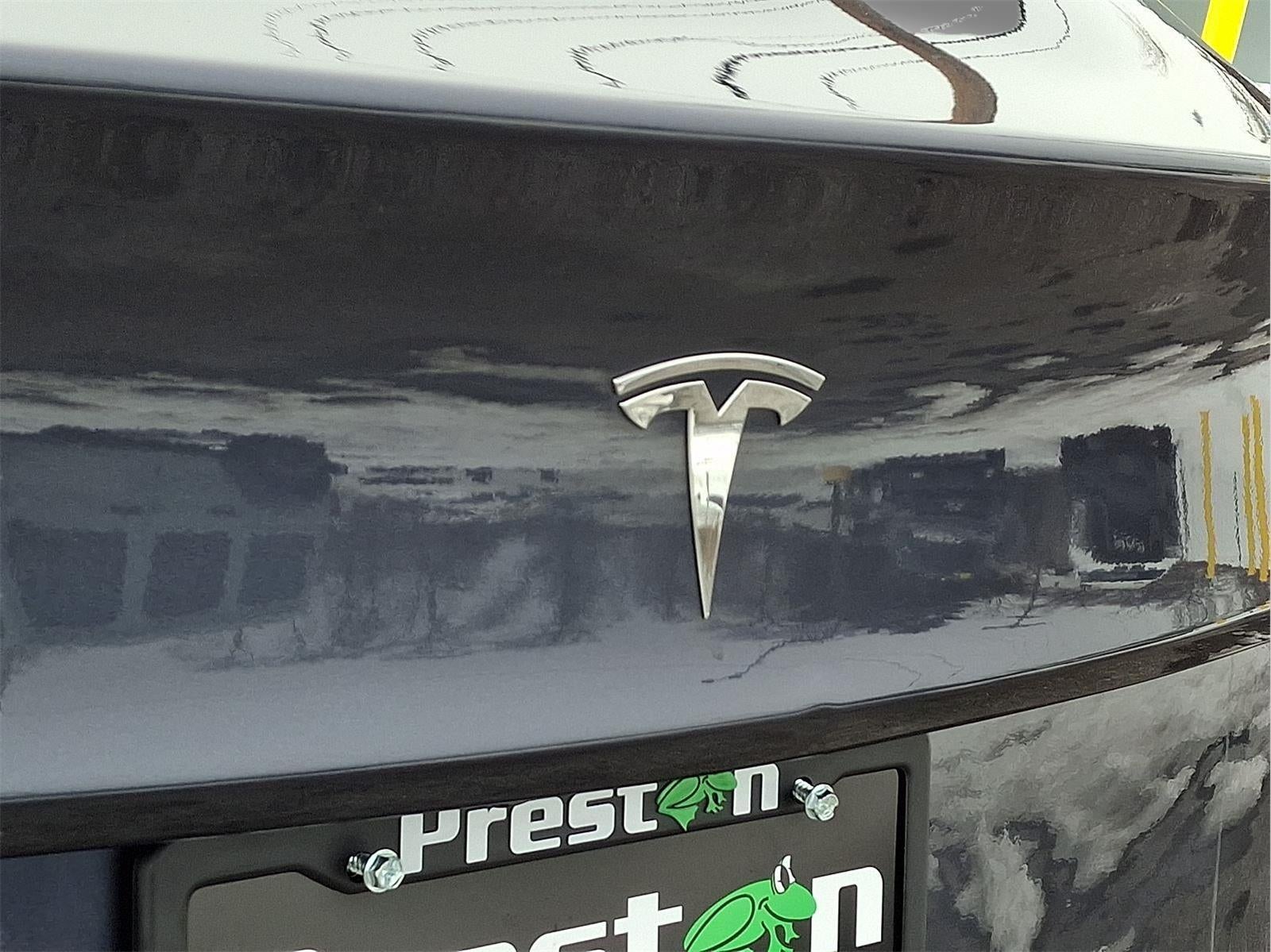 2023 Tesla Model 3 RWD