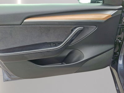 2023 Tesla Model 3 RWD