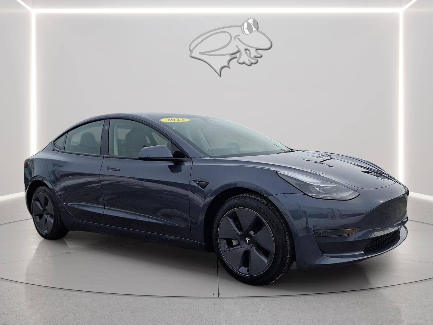 2023 Tesla Model 3 RWD