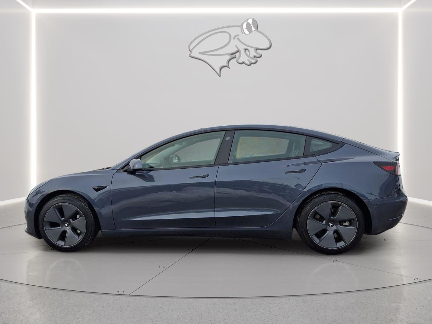 2023 Tesla Model 3 RWD