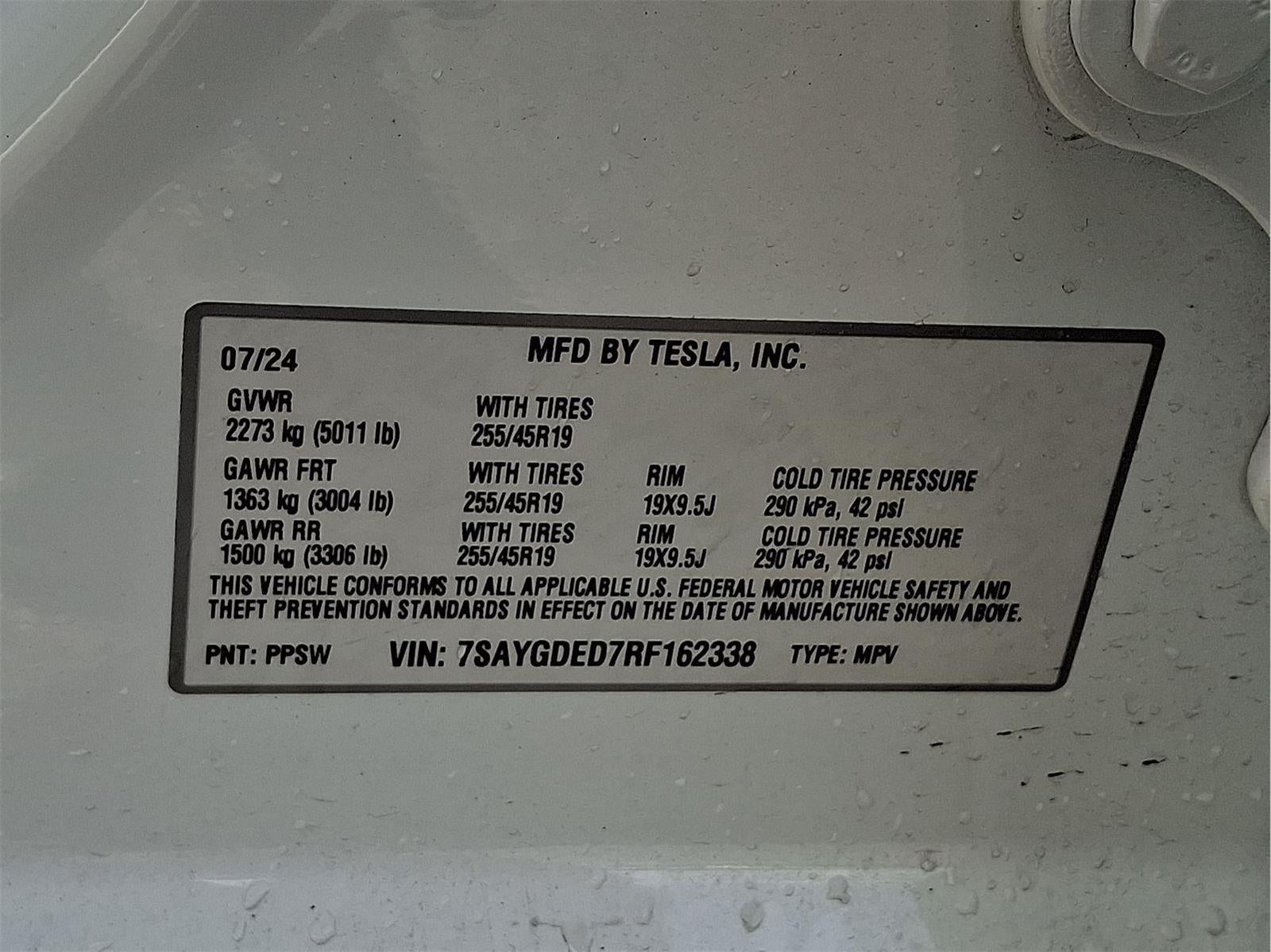 2024 Tesla Model Y Base