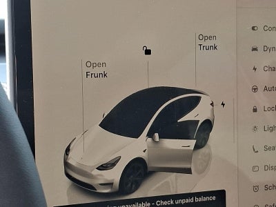 2024 Tesla Model Y Base