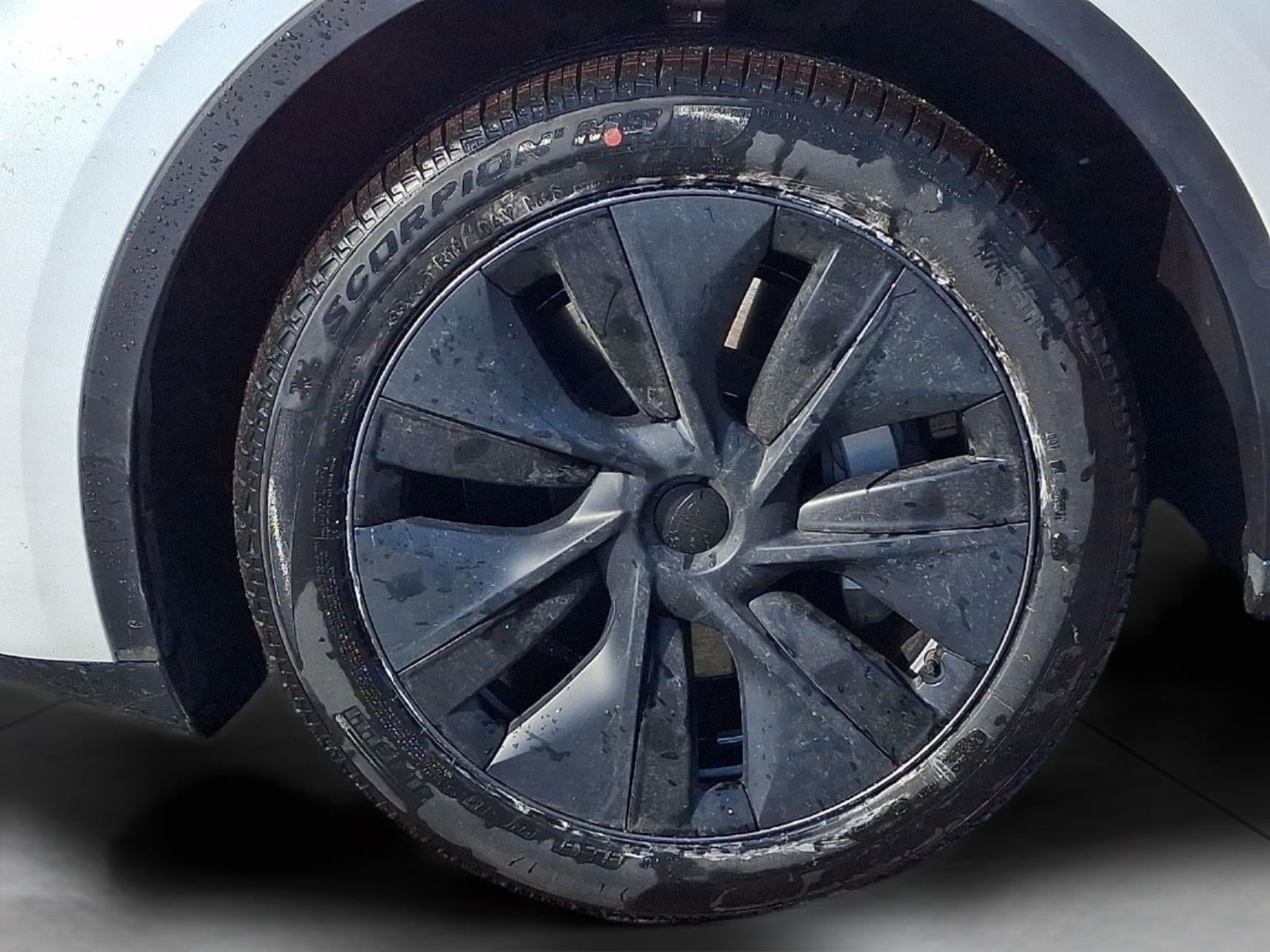 2024 Tesla Model Y Base