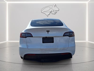 2024 Tesla Model Y Base