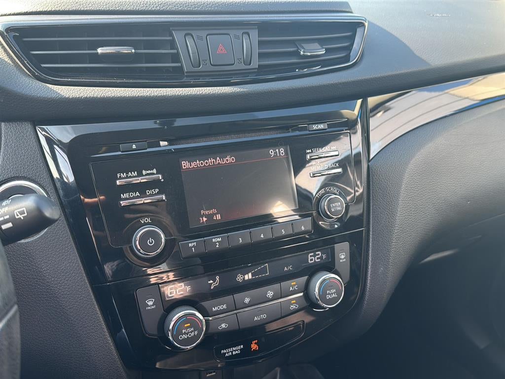 2017 Nissan Rogue Sport SV