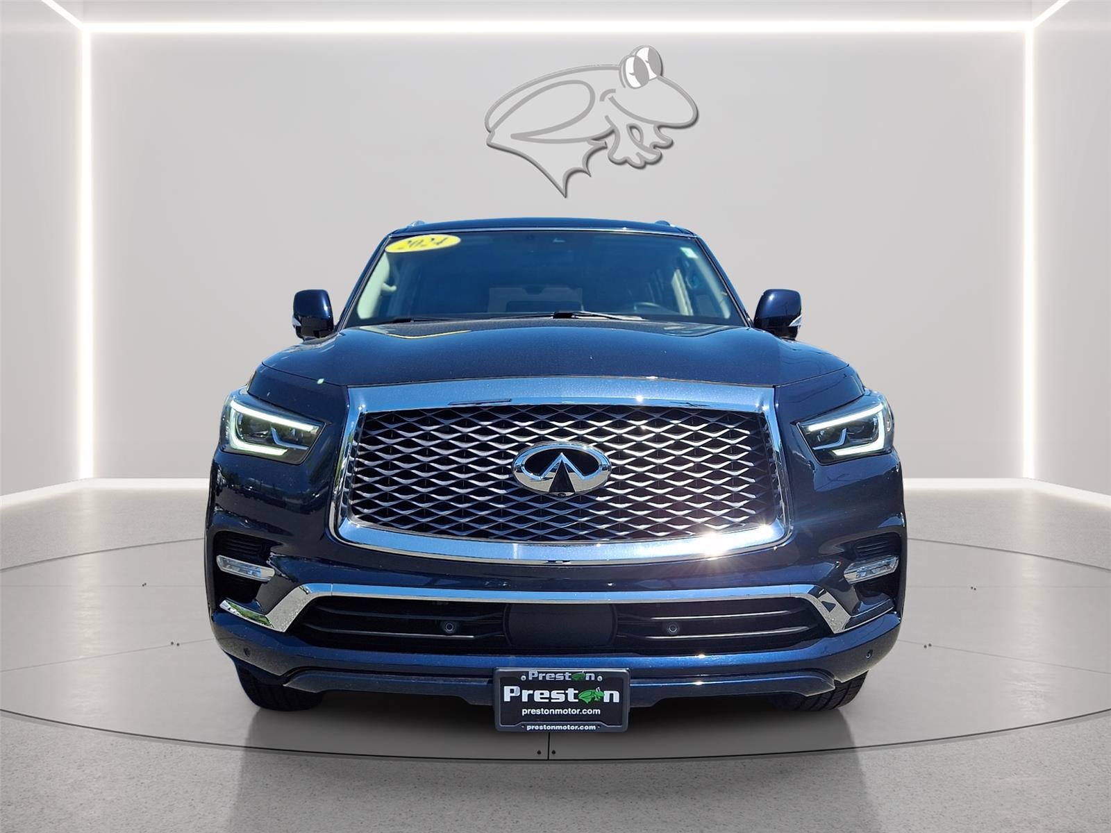 2024 INFINITI QX80 LUXE