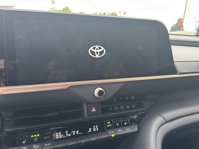 2026 Toyota Crown Platinum