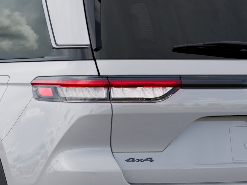 2026 Jeep CHEROKEE GRAND CHEROKEE LAREDO ALTITUDE 4X4