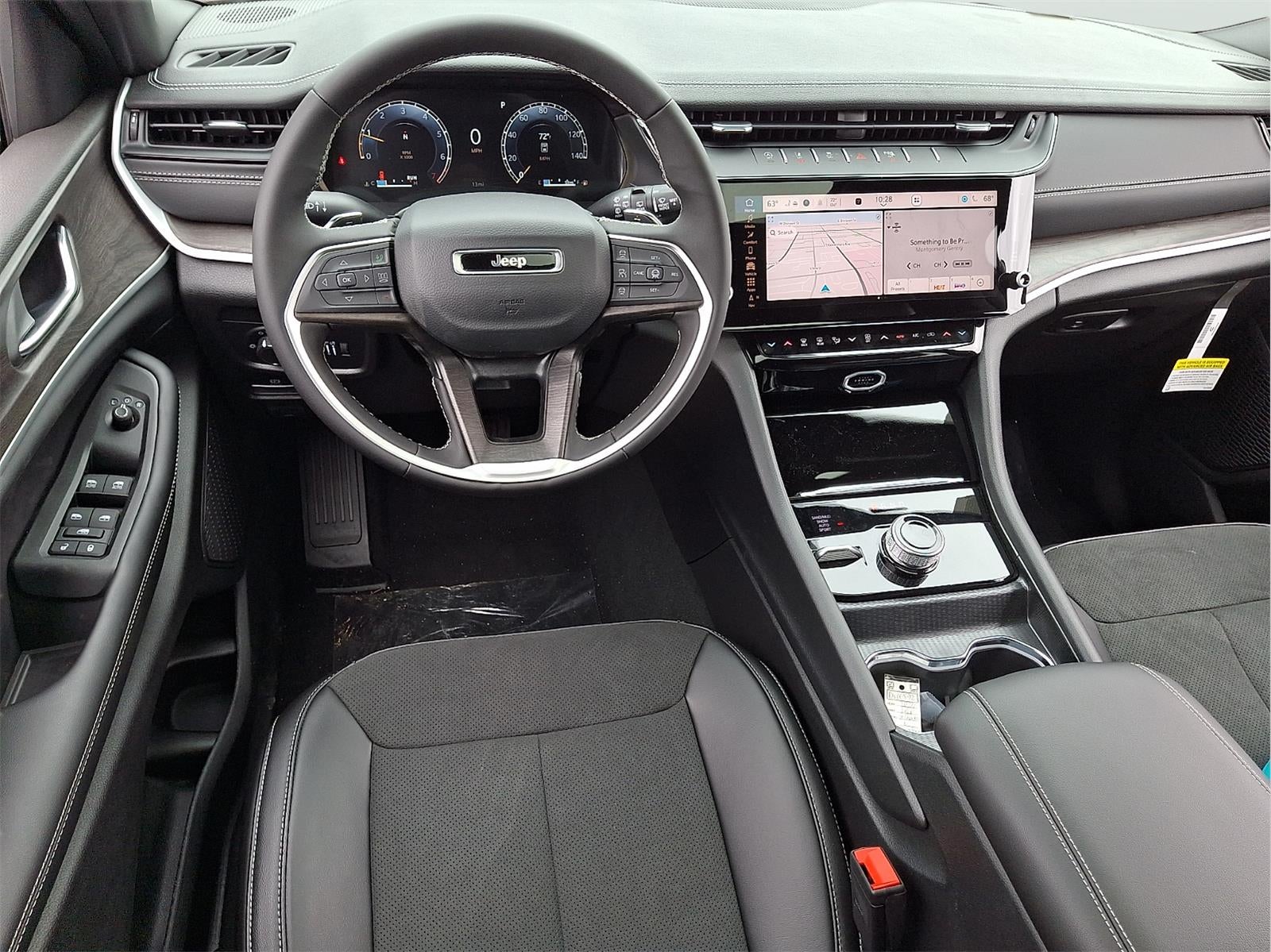 2026 Jeep Grand Cherokee L Laredo Altitude