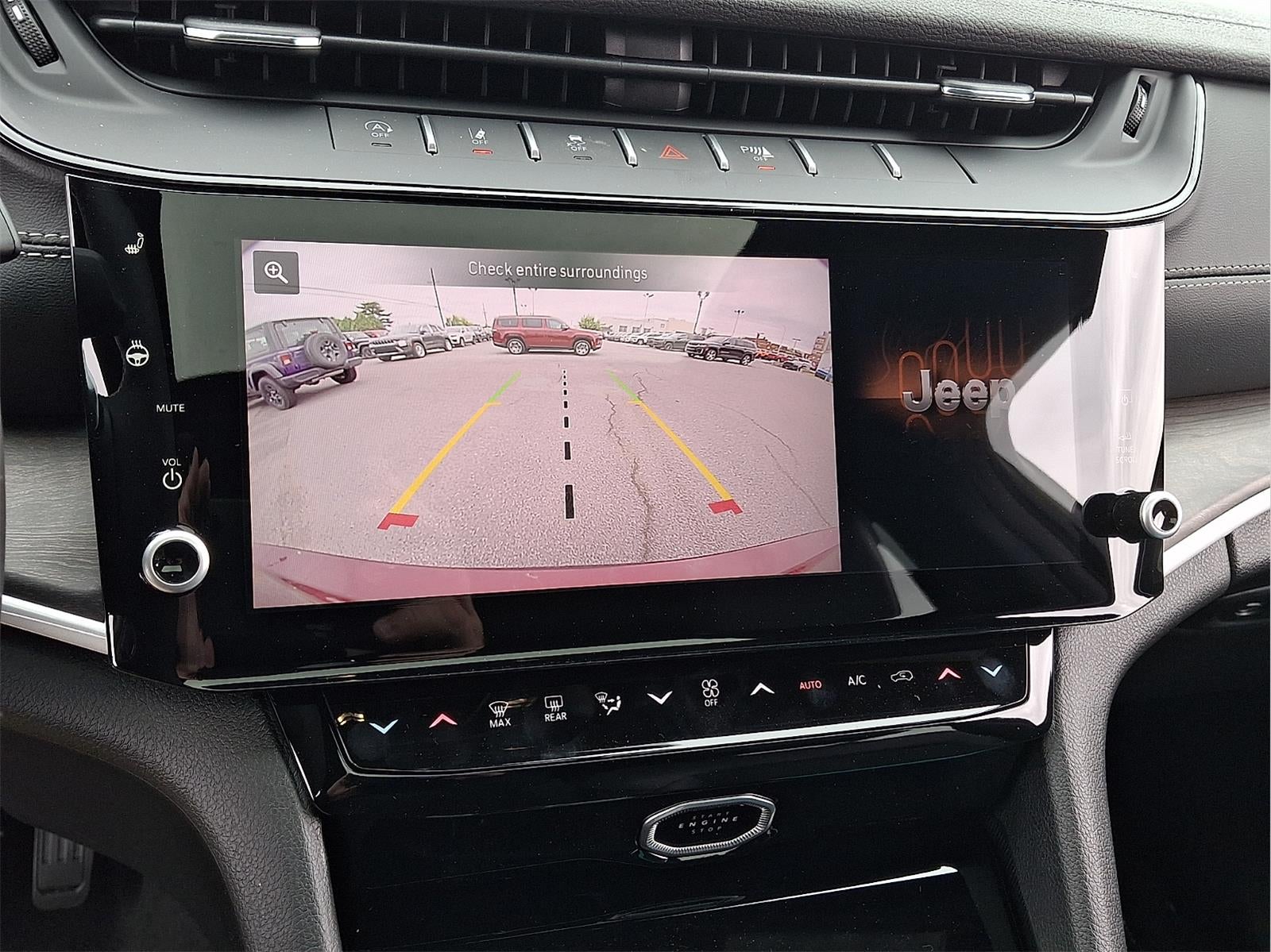 2026 Jeep Grand Cherokee L Laredo Altitude