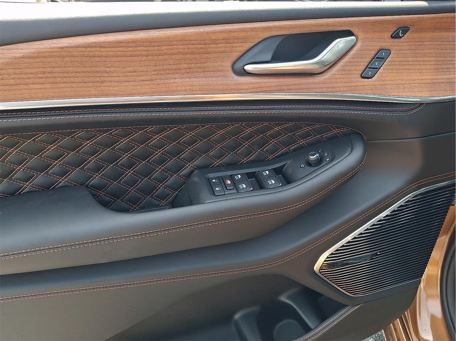 2026 Jeep Grand Cherokee L Summit
