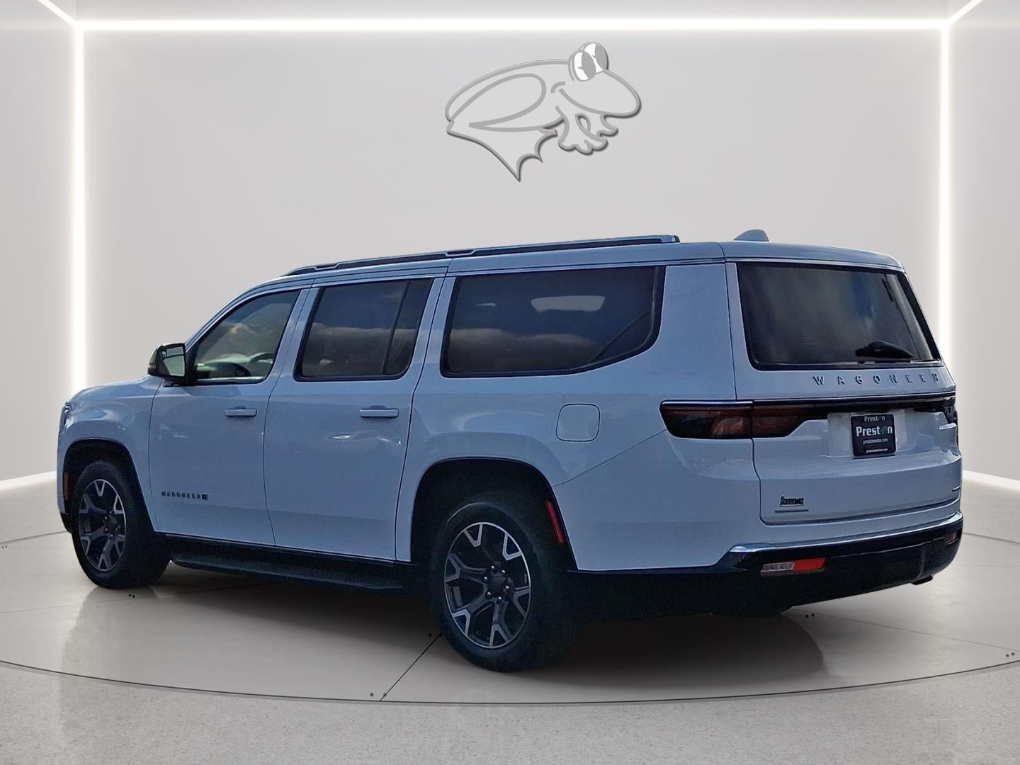 2023 Jeep Wagoneer L Series III