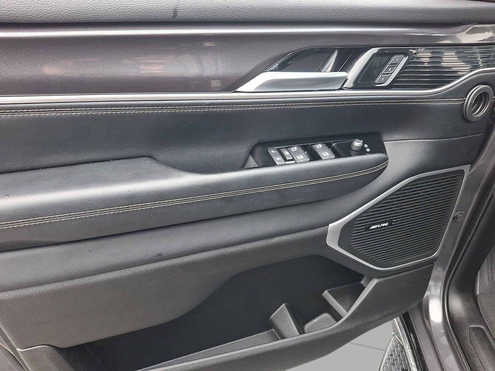 2023 Jeep Wagoneer BASE