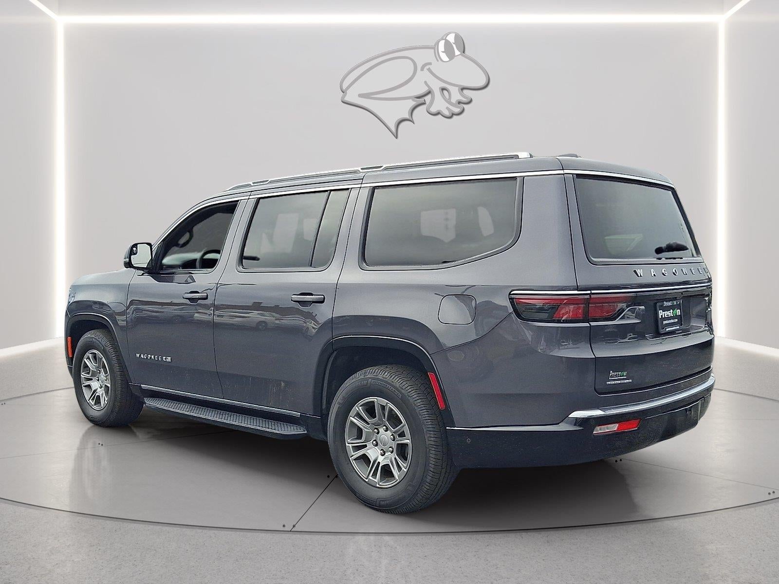 2023 Jeep Wagoneer BASE