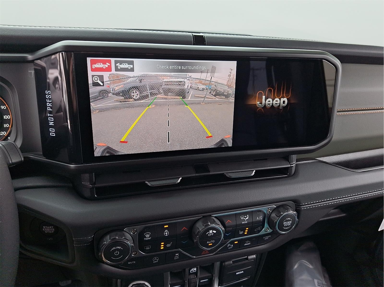 2026 Jeep Gladiator Mojave X