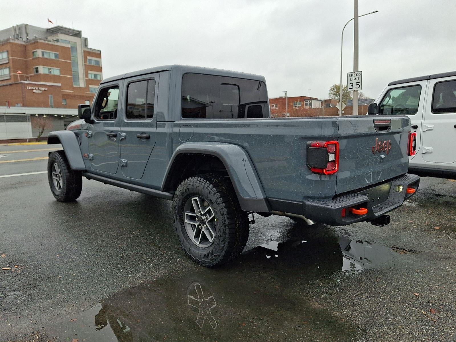 2026 Jeep Gladiator Mojave 4x4