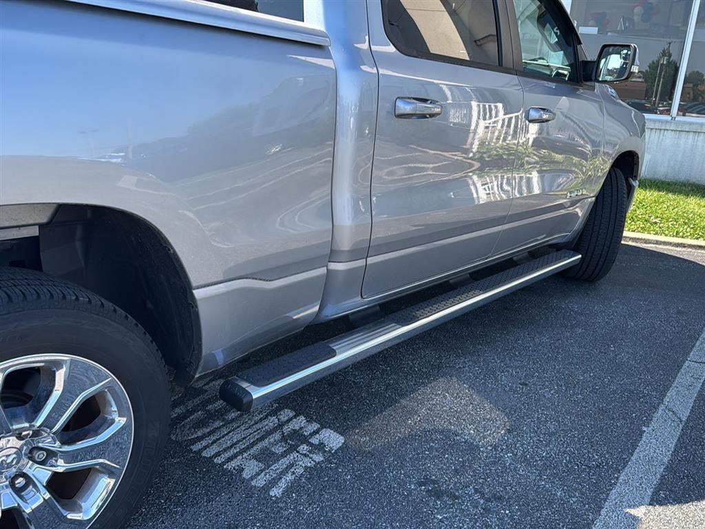 2020 RAM RAM 1500 Big Horn Crew Cab 4x4 6'4' Box
