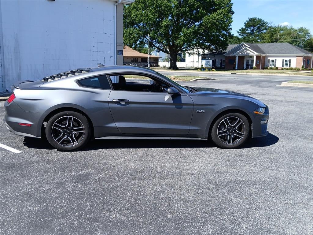 2022 Ford MUSTANG GT