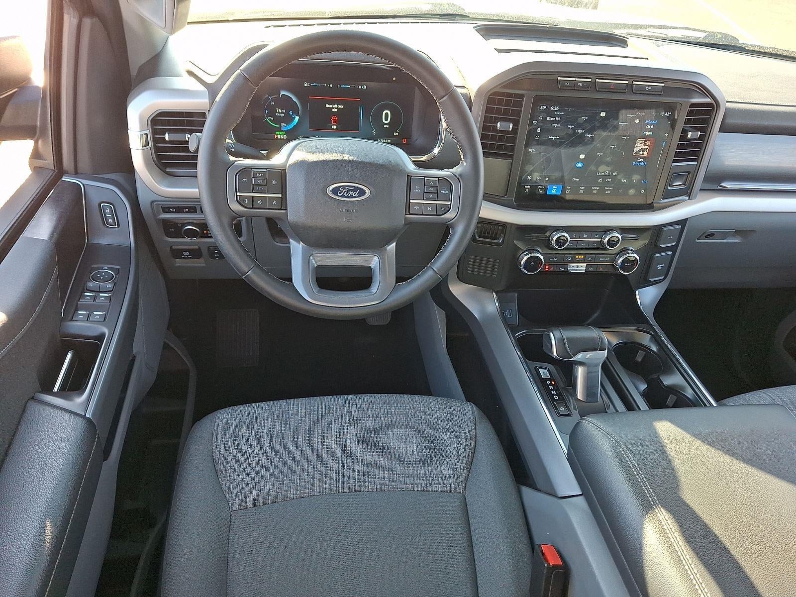 2023 Ford F-150 Lightning XLT