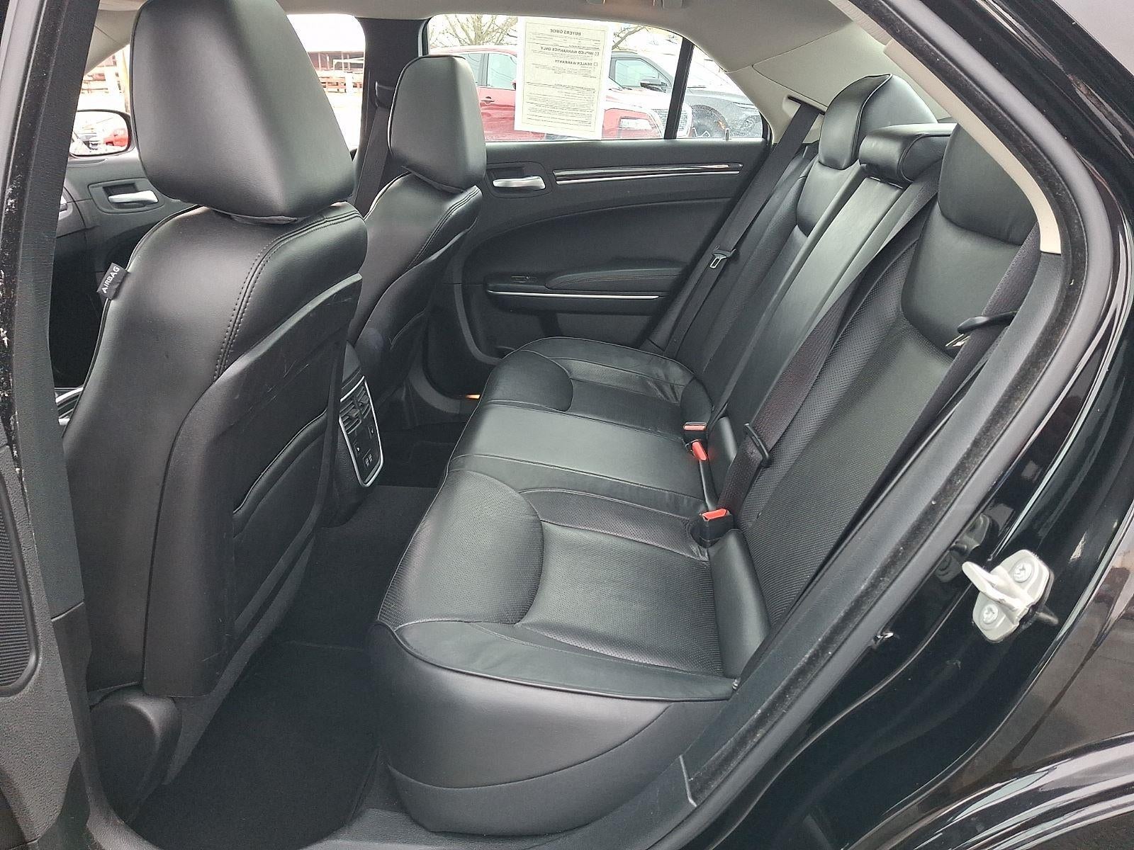 2023 Chrysler 300 300 Touring L