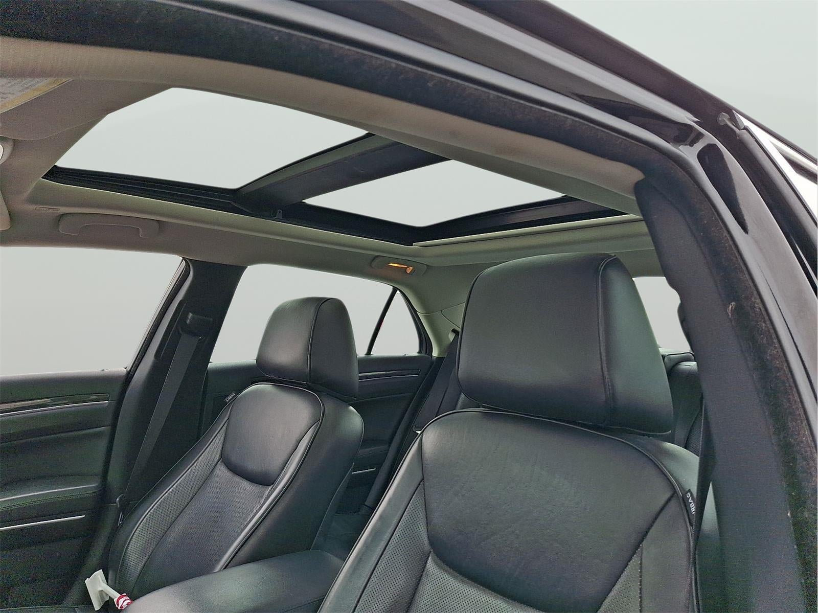 2023 Chrysler 300 300 Touring L