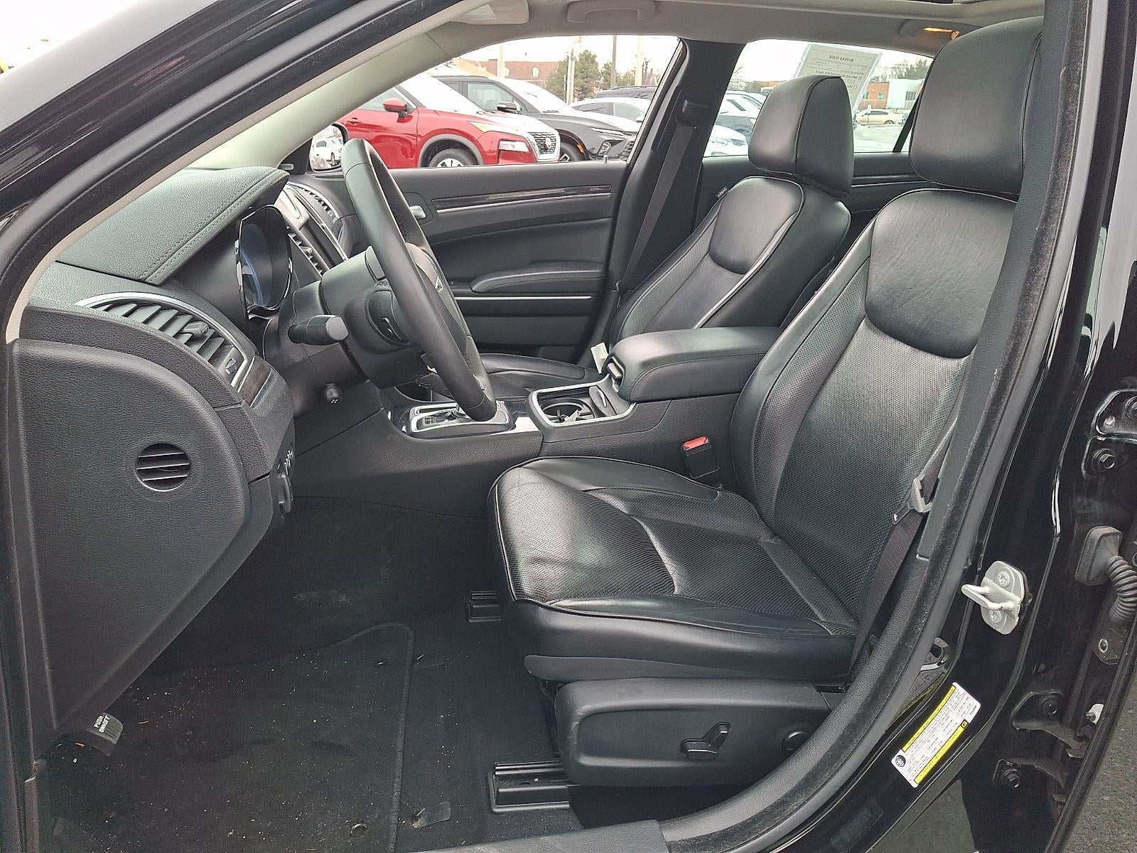 2023 Chrysler 300 300 Touring L