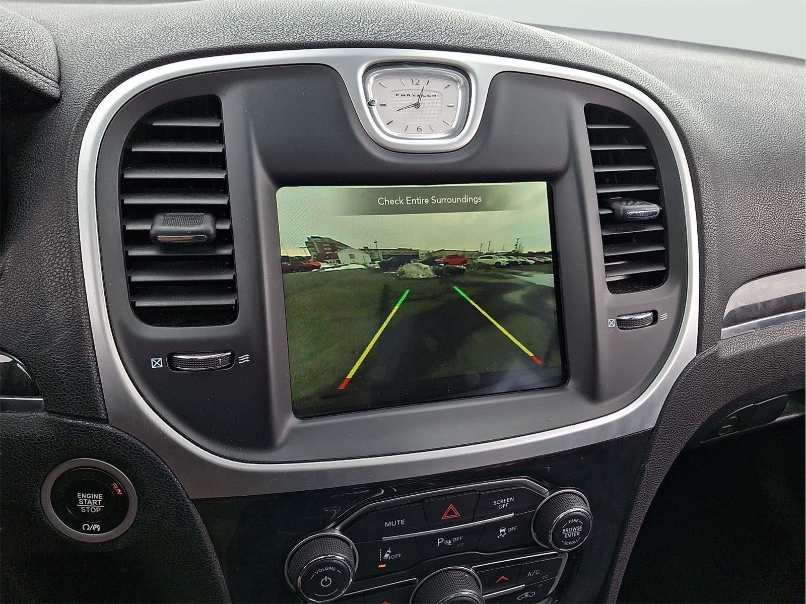 2023 Chrysler 300 300 Touring L