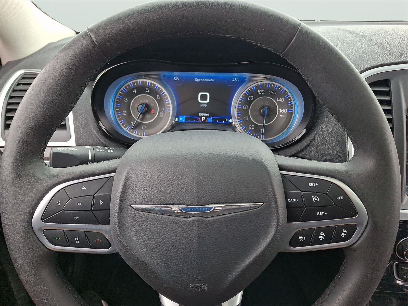 2023 Chrysler 300 300 Touring L