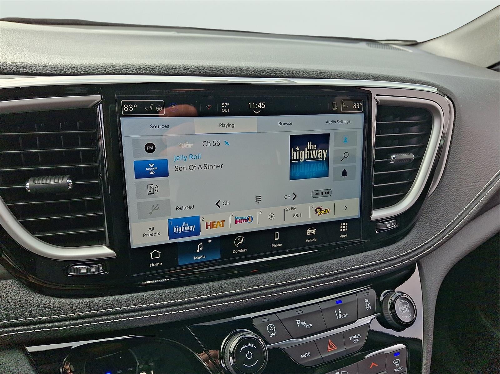 2026 Chrysler Pacifica Select