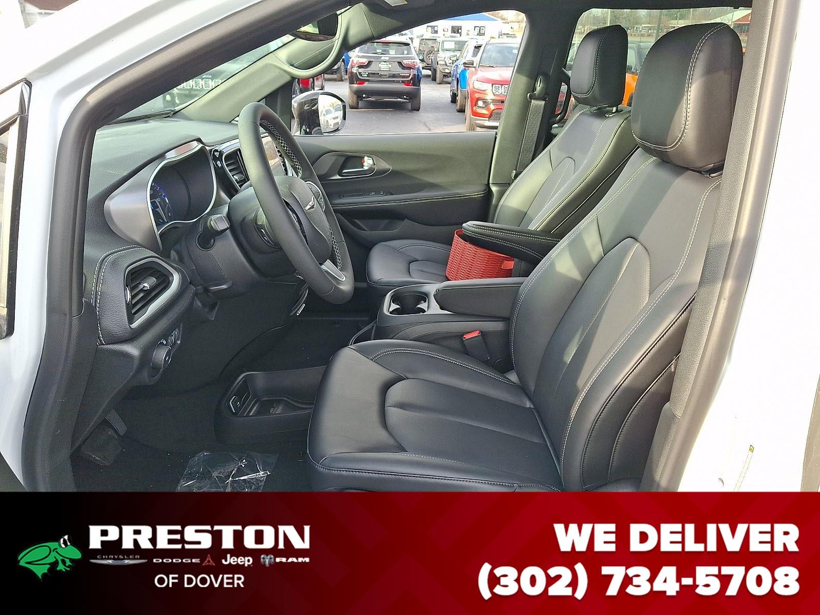 2026 Chrysler Pacifica Select