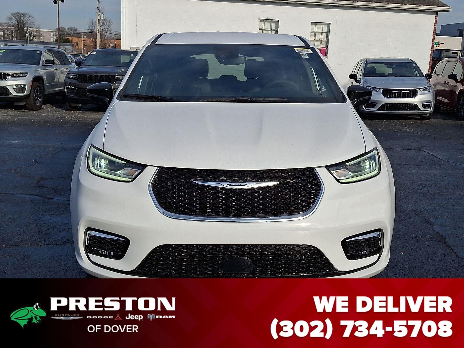 2026 Chrysler Pacifica Select