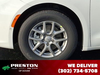 2026 Chrysler Pacifica Select