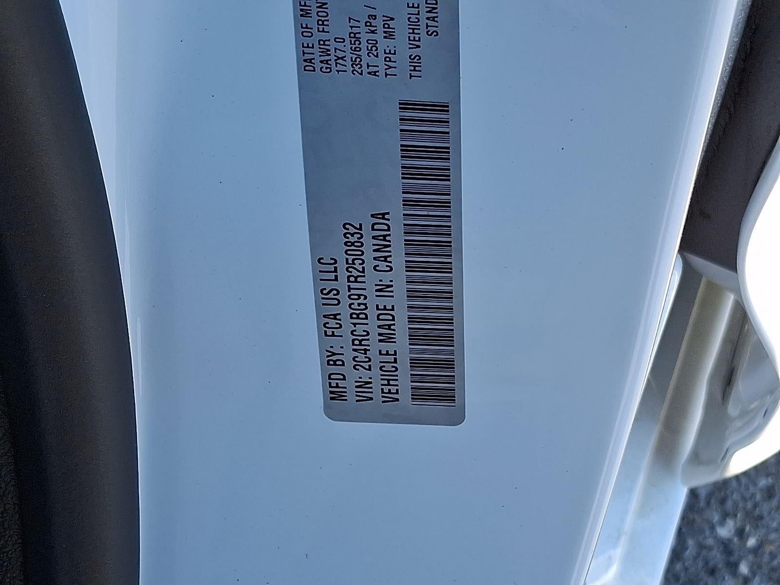 2026 Chrysler Pacifica Select