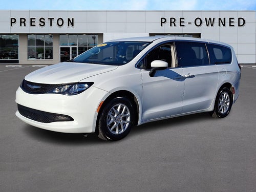 2022 Chrysler Voyager LX