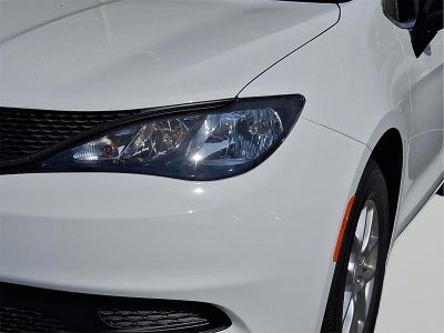 2026 Chrysler Voyager LX