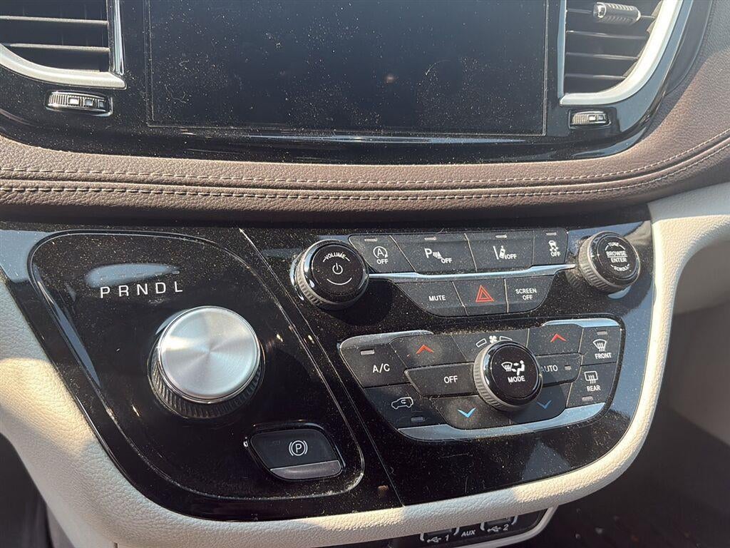 2021 Chrysler Pacifica Touring