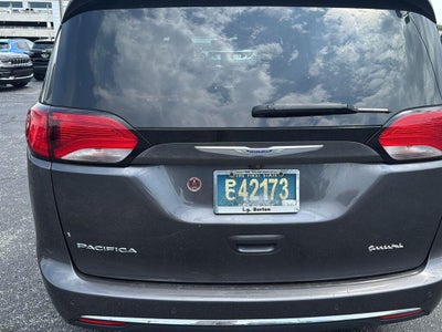 2020 Chrysler Pacifica Touring