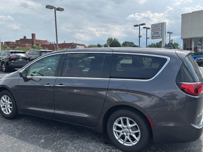 2020 Chrysler Pacifica Touring