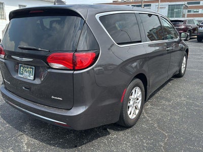 2020 Chrysler Pacifica Touring
