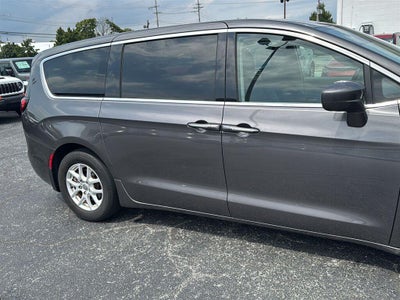 2020 Chrysler Pacifica Touring