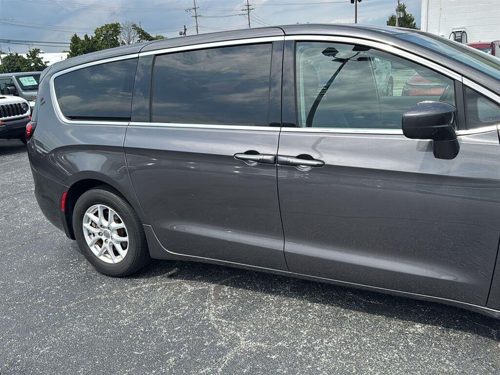 2020 Chrysler Pacifica Touring