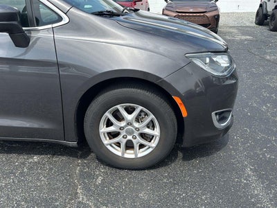 2020 Chrysler Pacifica Touring