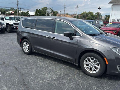 2020 Chrysler Pacifica Touring