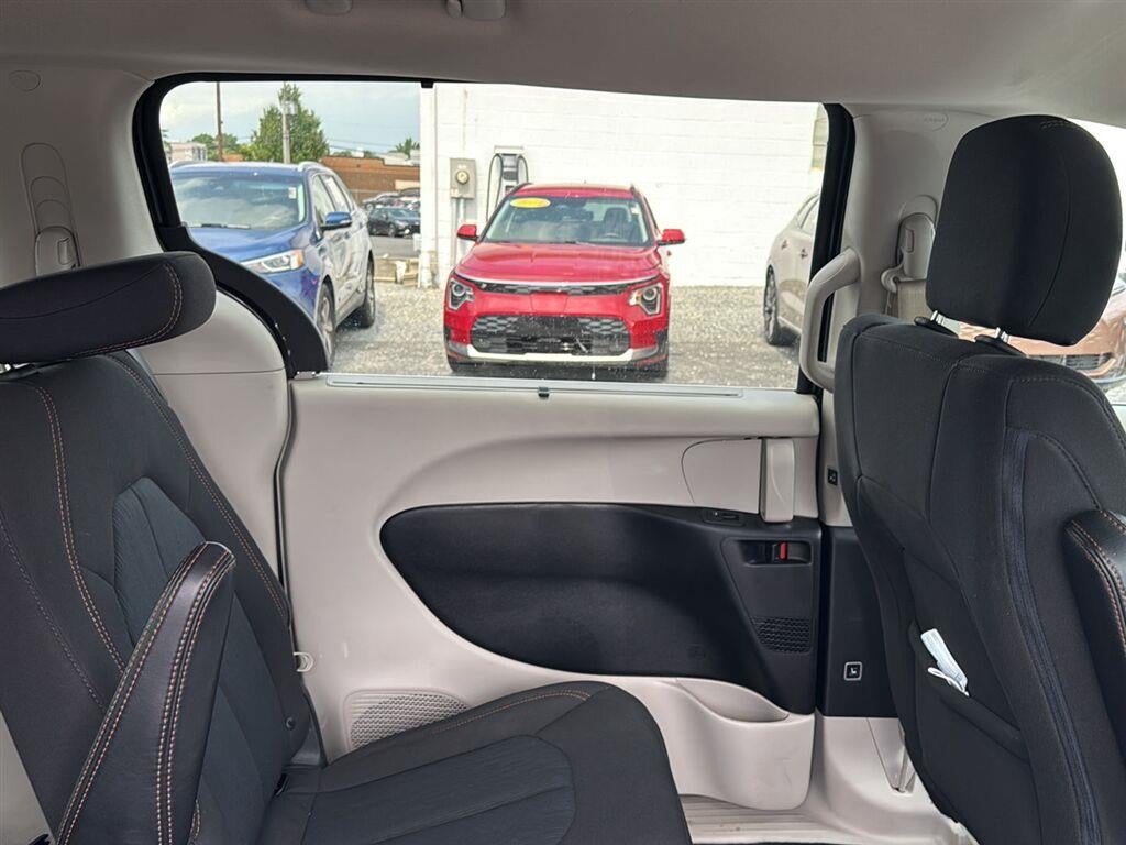 2020 Chrysler Pacifica Touring