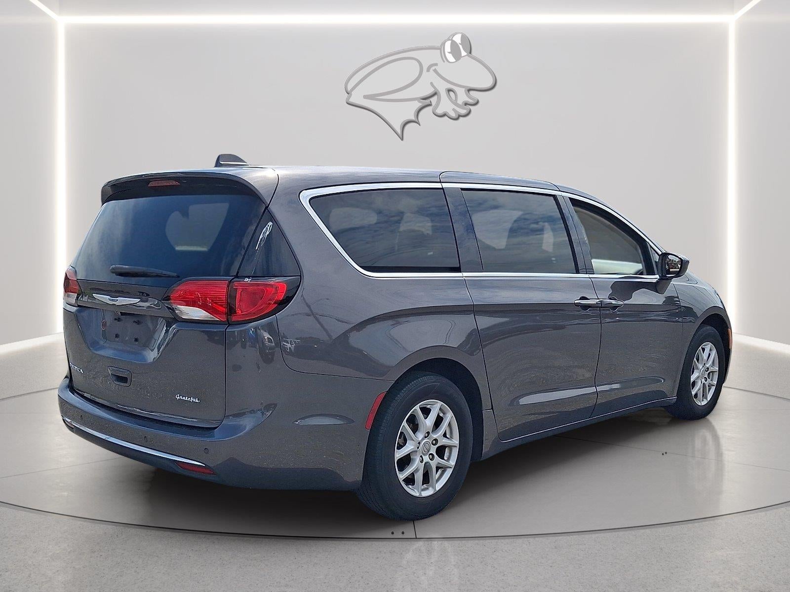 2020 Chrysler Pacifica Touring
