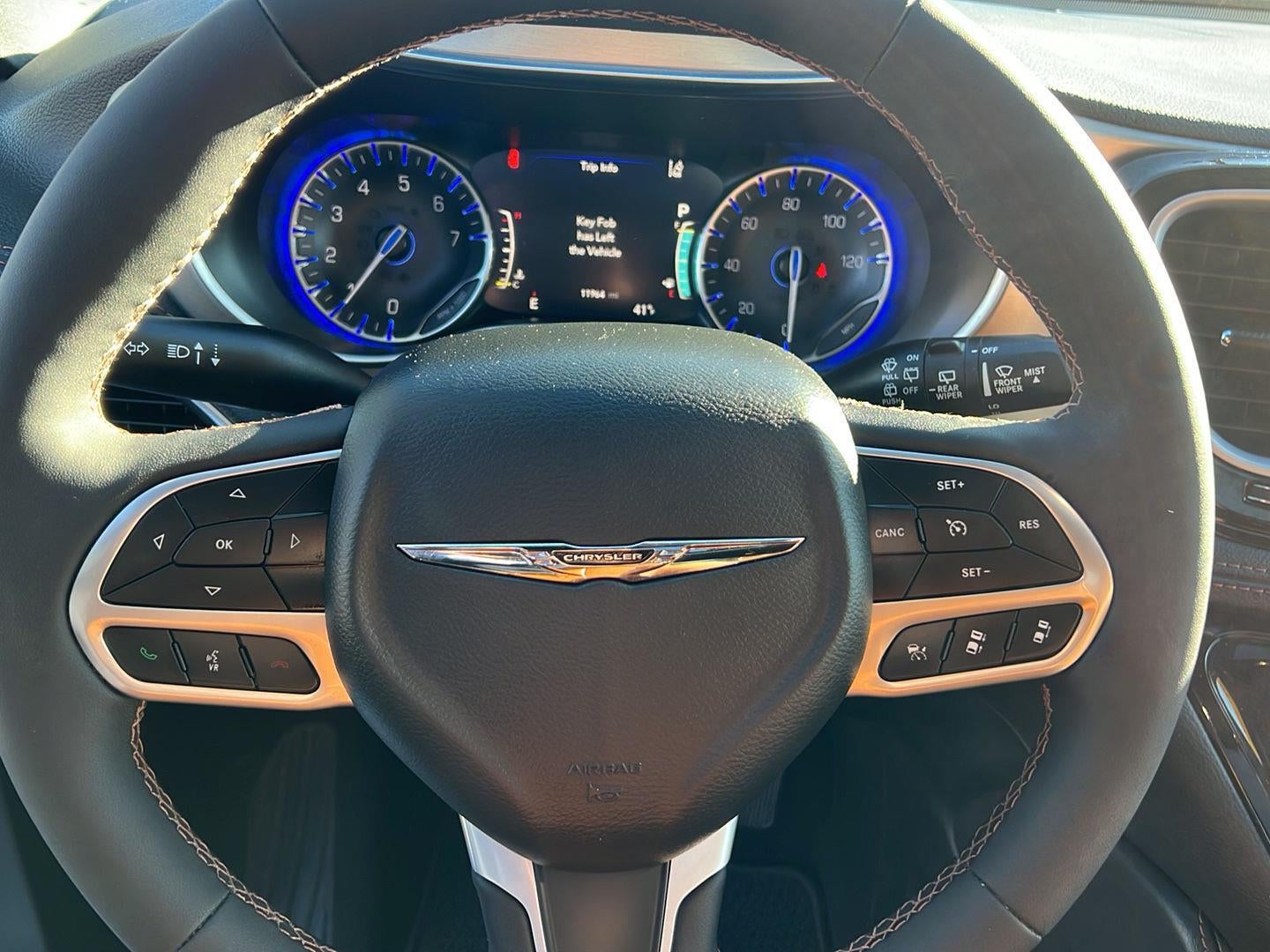 2025 Chrysler Pacifica Pinnacle