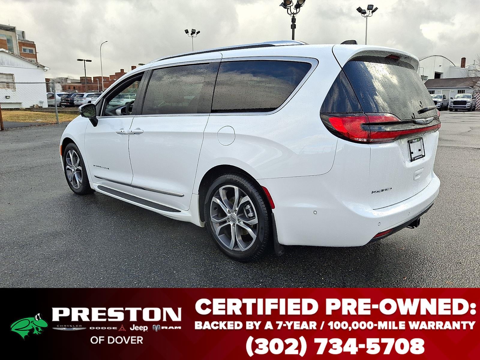 2025 Chrysler Pacifica Pinnacle